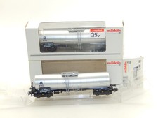 Märklin H0 (DC) 47564 - 2 Kesselwagen VTG - 4 achsig