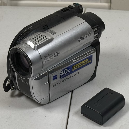 Sony Handycam DCR-DVD610 40X Optical Zoom Mini DVD Camcorder Camera UNTESTED