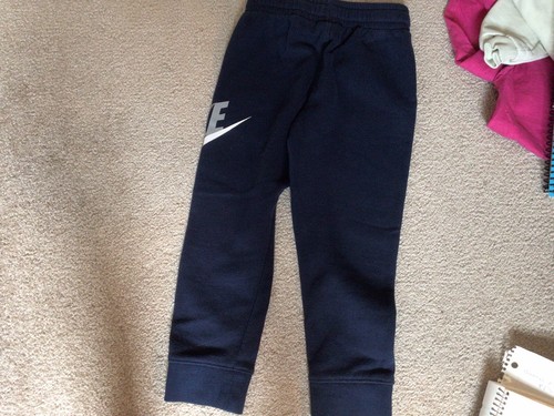 NIKE —LITTLE BOYS NAVY FLEECE JOGGERS- SIZE 4-5 - Picture 7 of 7