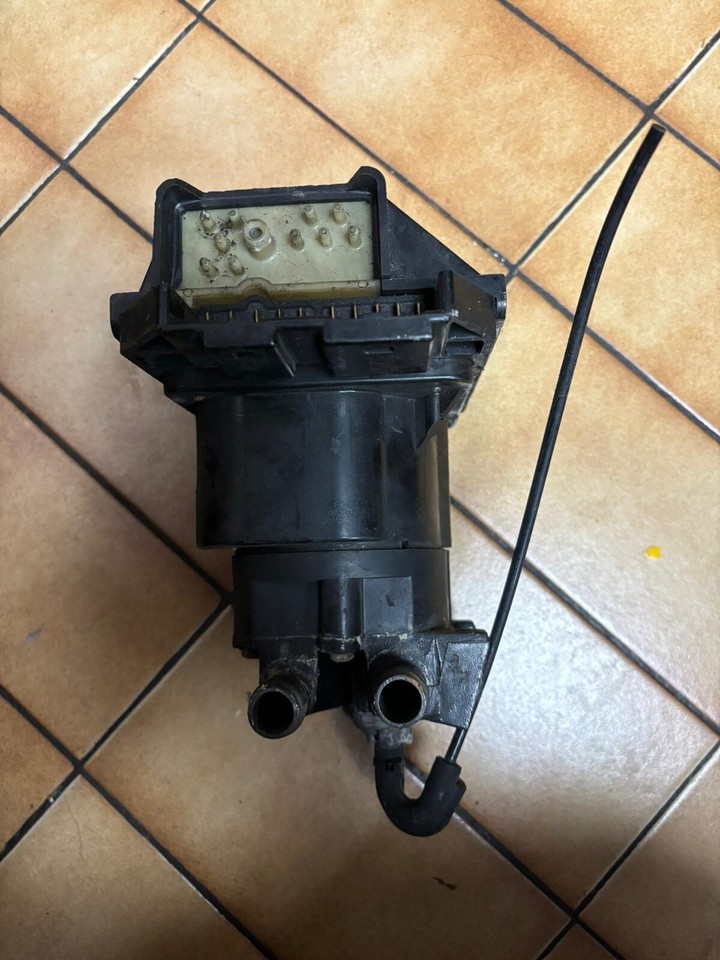 81 Mercedes R107 380SL servo, heater control valve 0008300384
