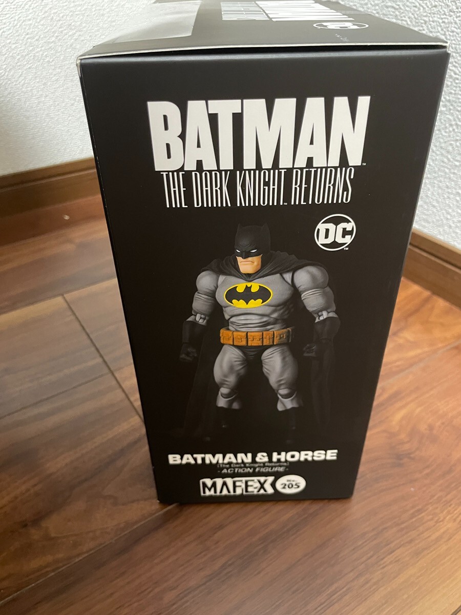 マフェックス No.205 MAFEX BATMAN ＆ HORSE ☆特価品 MAFEX No.205 BATMAN & HORSE (The Dark Knight