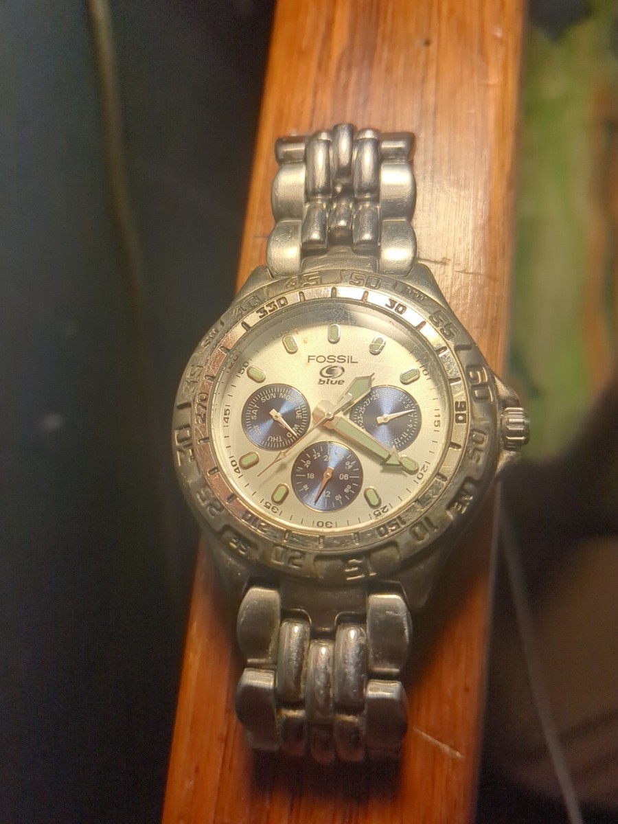 Mens Fossil Blue BQ-8775 Stainless Steel Day Date Watch With Moveable Bezel