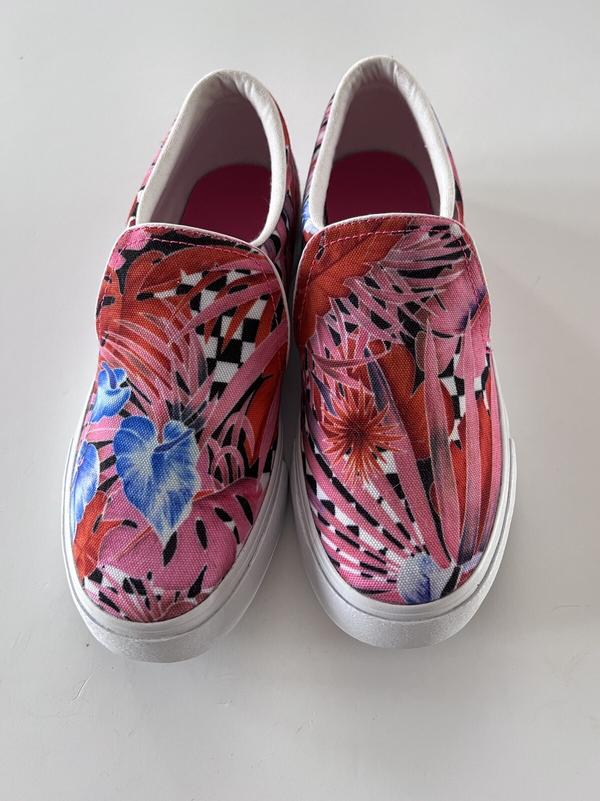 Purple Neon Pineapple Hawaiian Print Women's Slip On Sneakers