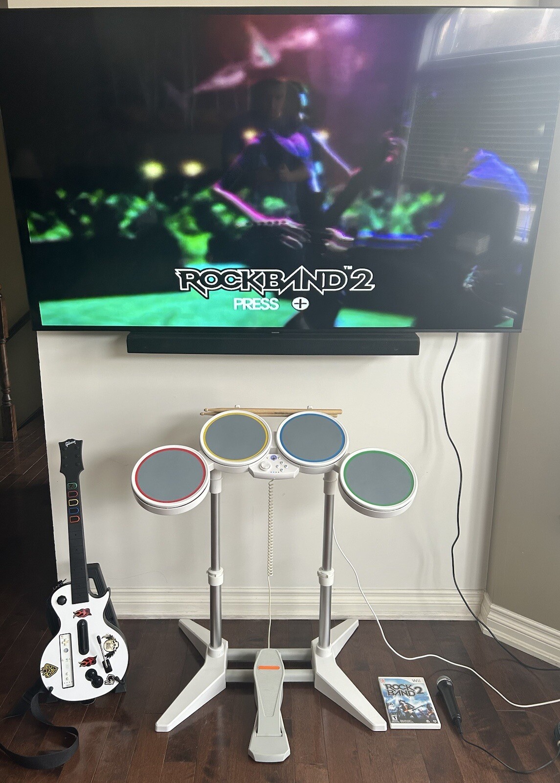 Nintendo Wii Wii U Rock Band Bundle With Wireless Guitar Hero , Drums