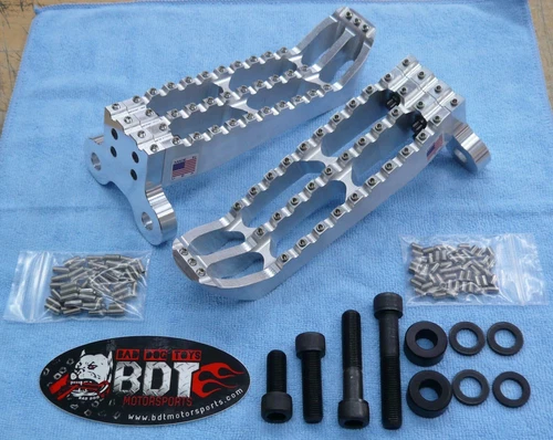 YAMAHA YFZ450R YFZ 450R BDT MOTORSPORTS BILLET FOOT PEG SET CLEAT DESIGN 2009-16
