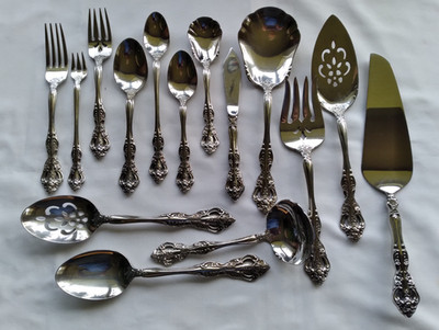 MICHELANGELO Oneida Cube Heirloom Glossy Spoons Forks++++++ CHOICE