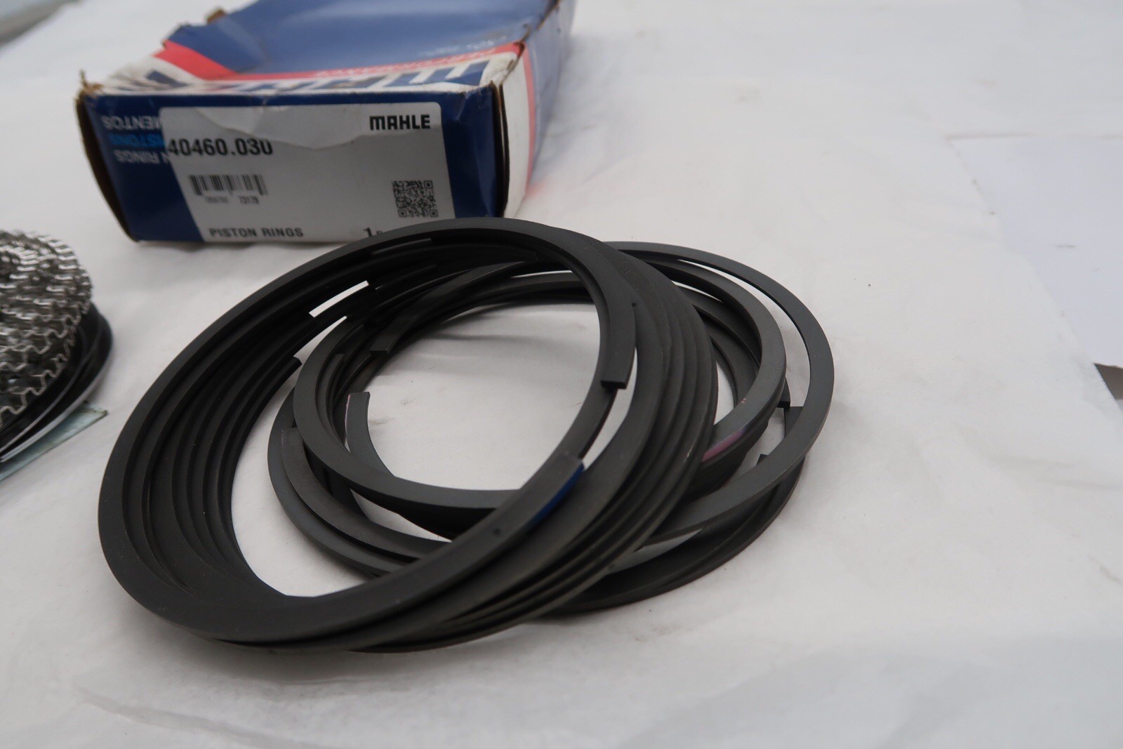 OE Mahle Piston Rings Set GM 396/421 63-69 Moly Ring Set - 40460.030 image 4
