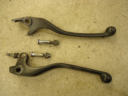 1985-1986 HONDA SHADOW VT1100 LEFT right BRAKE & CLUTCH hand LEVER set OEM