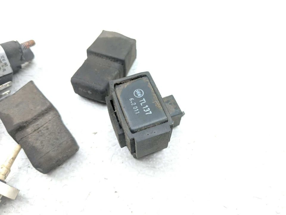 06 Honda VTX1800 C2 Juego de relés OMRON sensores de temperatura relé de arranque TL137 Foto 4 de 4