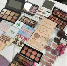 Gorgeous Premium Makeup, Skincare, Fragrance Mixed Lot (1 Palette + 4 Pieces)