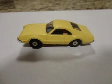 vintage aurora tjet ho slot car pale yellow olds toronado