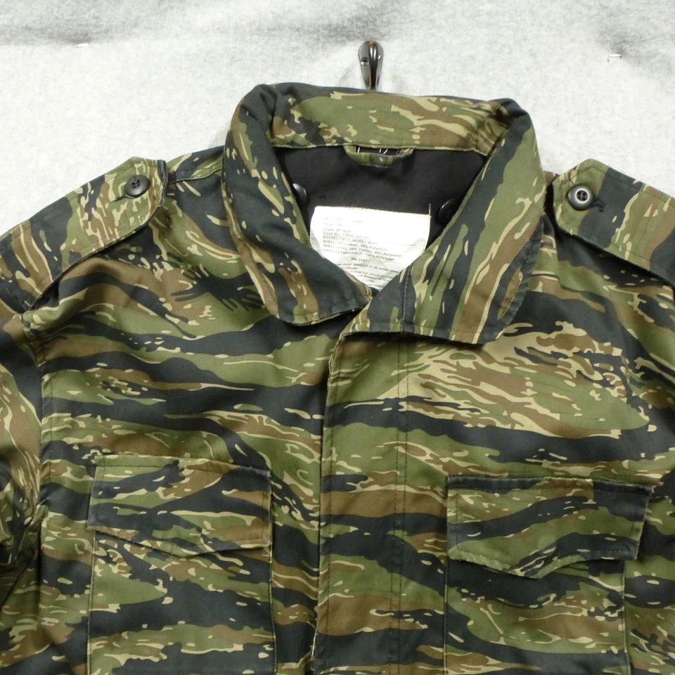 Chaqueta de Campo Rothco Mediana Regular M-65 Rayas de Tigre Capucha Forro Clima Frío Foto 4 de 4