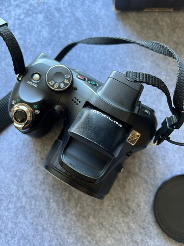 Casio EXILIM EX-FH20 9.1MP Digitalkamera - Schwarz mit Exilim Speicherkarte 16GB - Bild 6 von 8