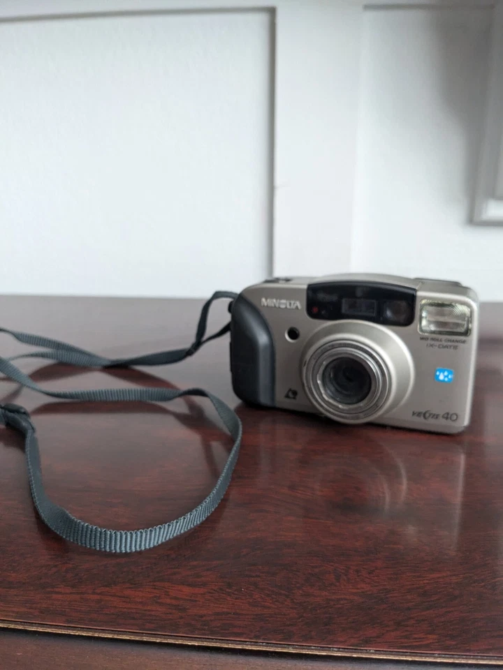 Minolta Vectis 40 Point And Shoot Camera Vintage 1997 30mm-120mm Zoom - UNTESTED - Image 4 of 4