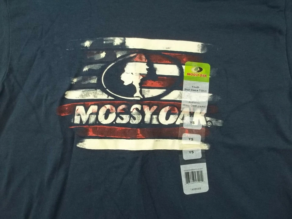 Boys Mossy Oak Short Sleeve T-Shirt Navy Blue with flag logo Youth Size S NWT! - Image 2 of 4
