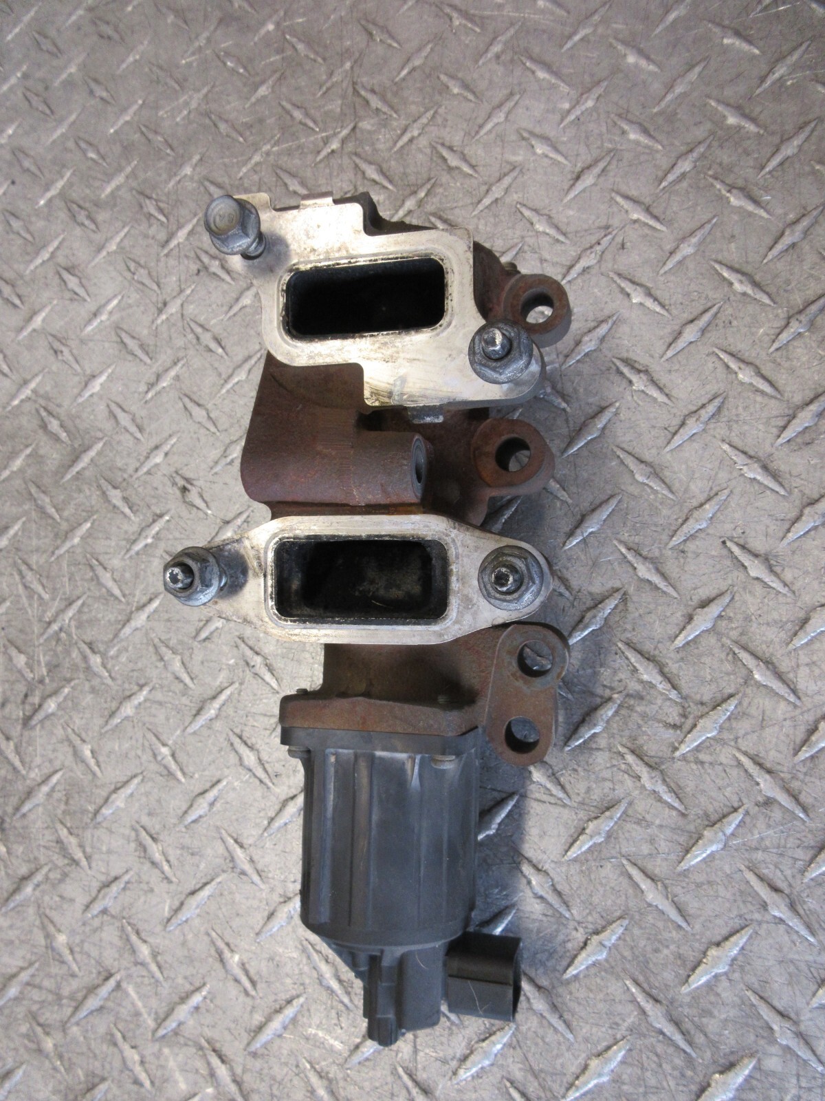 08 07.510 CHEVY SILVERADO 08 6.6L DURAMAX SIERRA LBZ LMM EGR VALVE