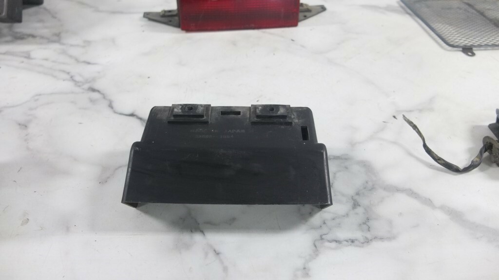 85 Kawasaki ZX900 GPZ900 ZX 900 A Ninja Rear Back Taillight Tail 85 Kawasaki ZX900 GPZ900 ZX 900 A Ninja Rear Back Taillight Tail