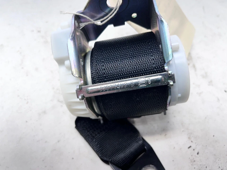 08-14 FERRARI CALIFORNIA TRASERO DERECHO PASO LATERAL CINTURÓN DE SEGURIDAD RETRACTOR OEM Foto 3 de 4