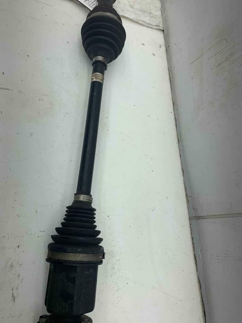 2014-2017 MASERATI QUATTROPORTE M156 FRONT LEFT AXLE SHAFT DRIVE JOINT 670032034