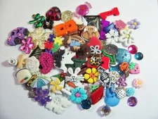Lot of 100 Mix Novelty Buttons - Shank, 2 and 4-Hole