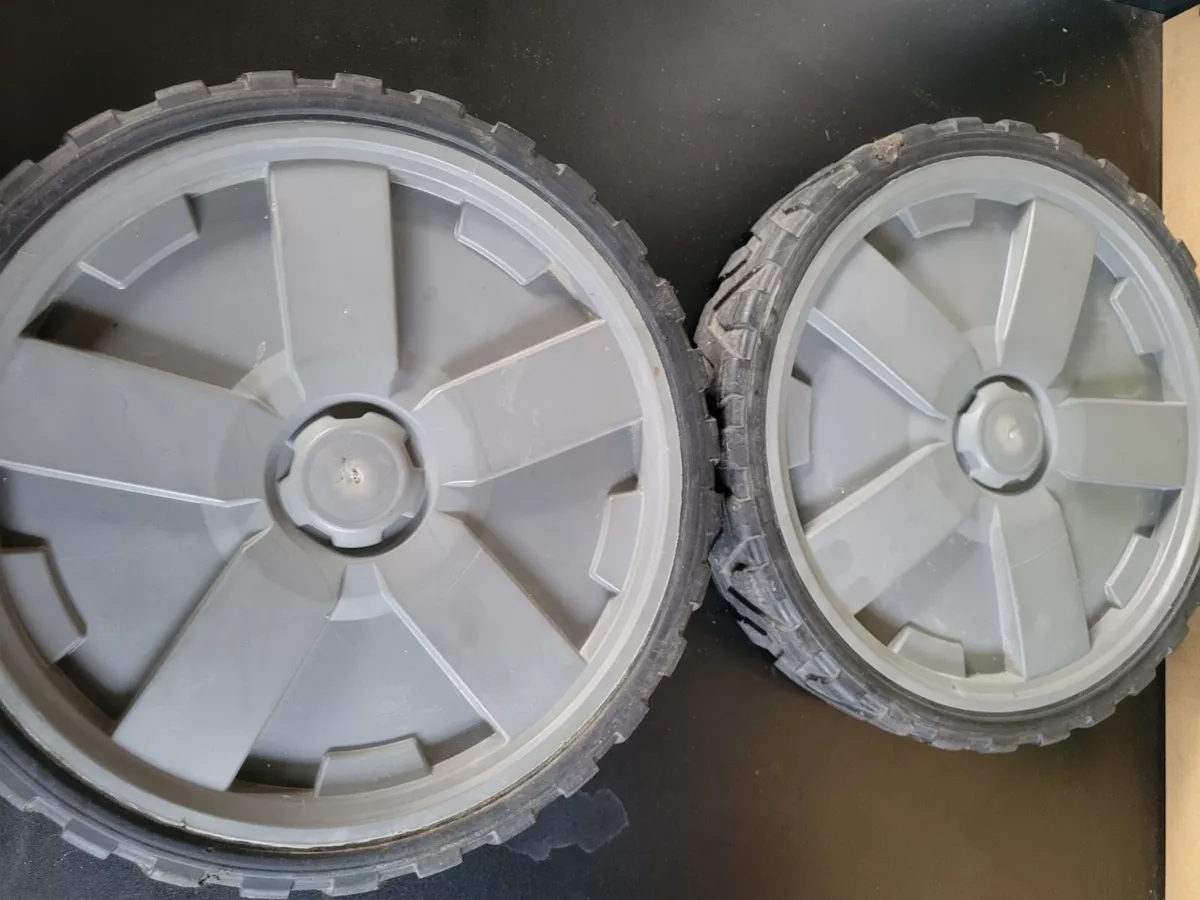 s TROY BILT TB 130 GAS MOWER larger rear wheel set 734 0533a 734