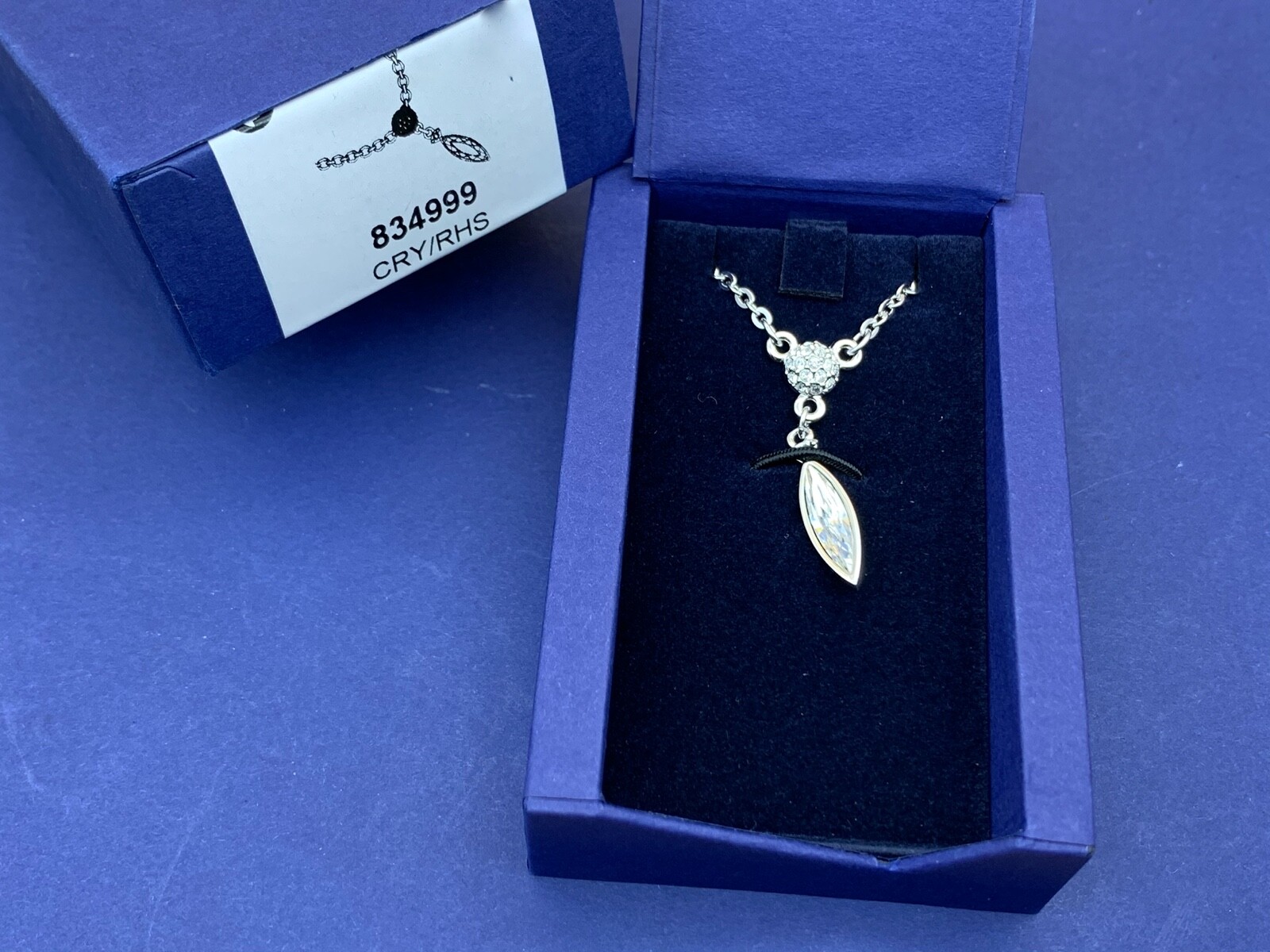 Swarovski Chain 834999 Necklace Ivory 38cm. Unused with packaging.