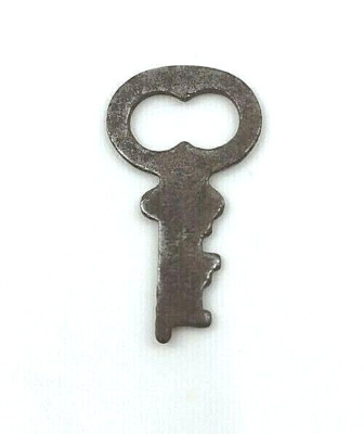 Vintage Key Flat 1.25  *Some Rust Present* Cutout Replacement Locks Padlock