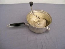 VINTAGE FOLEY FOOD MILL 7" BLACK HANDLE JUICER MASHER RICER STRAINER