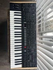 Sequential Trigon-6 6-Voice Polyphonic Analog Synthesizer