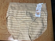 Jockey Matte and Shine Tan Hipsters -set of 3-Size 8- New with Tags