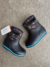 Bogs kids classic wild rainbow boots size 9 toddler new
