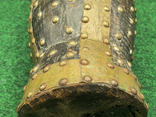 Antike primitive Stammes Bronze umwickelt Holz geschnitzt Mörser Vase marokkanischer Berber - Bild 10 von 13