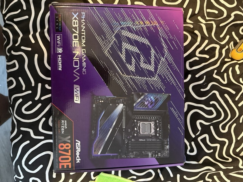 MSI MPG X870E Carbon WiFi, AMD X870E, AM5, DDR5 NOT ORIGINAL BOX
