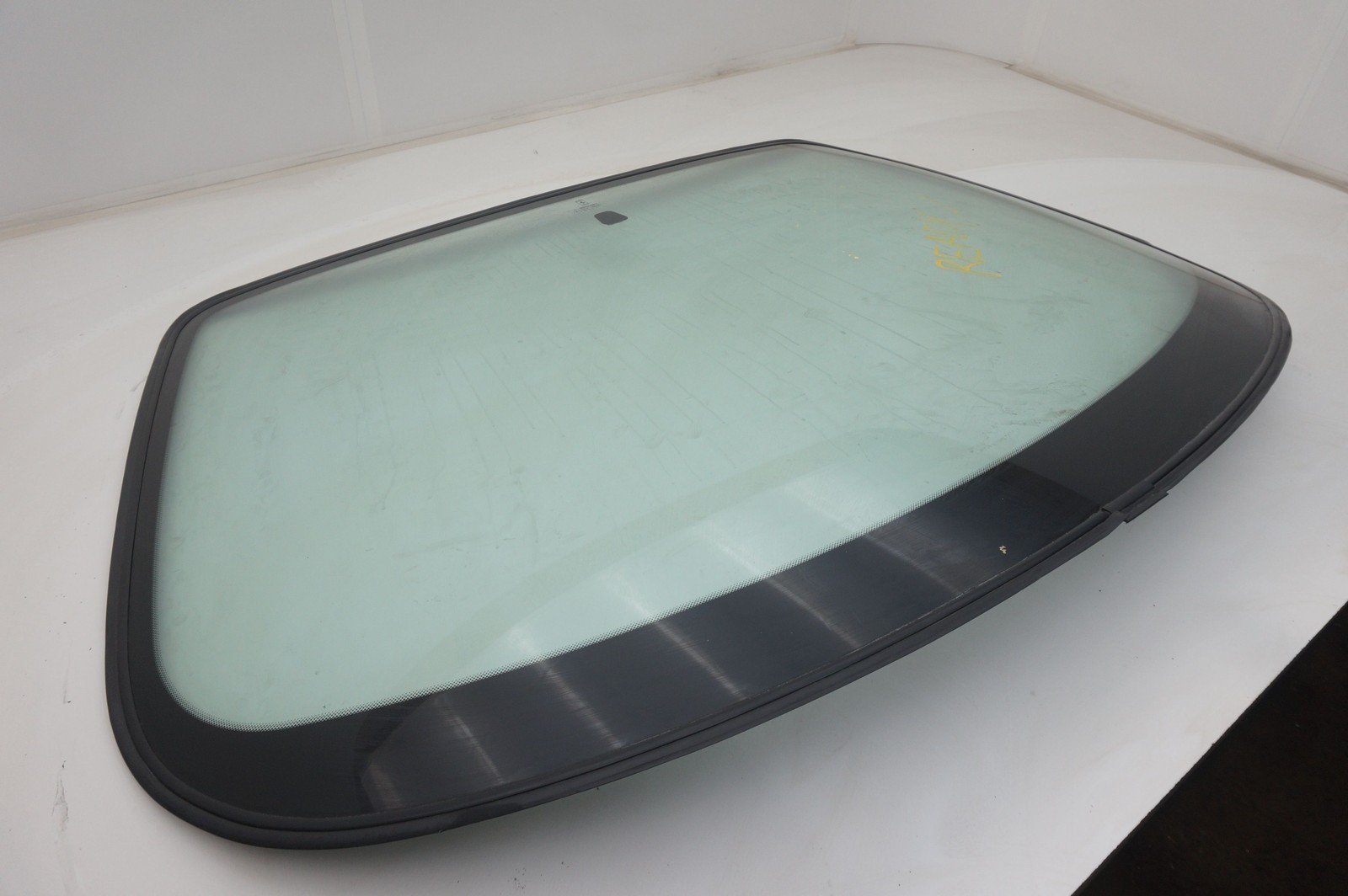 Local Pickup Only! Front Windshield Window Glass 63353800 Ferrari 360 Modena 01