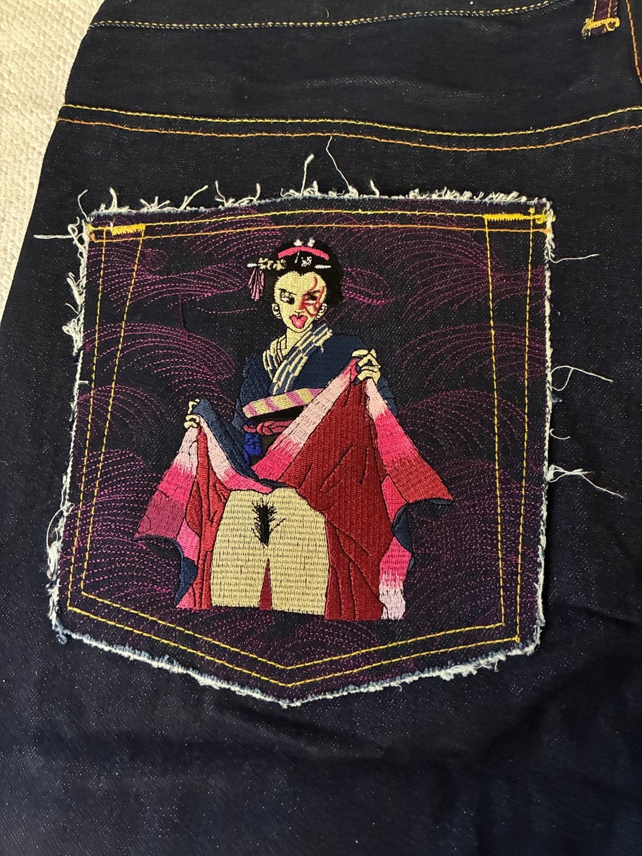 Red Monkey Company Jeans Size 38 NWT Embroidered Samurai 5 Button