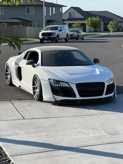 2009 Audi R8 2009 AUDI R8 QUATTRO COUPE 72K MILES