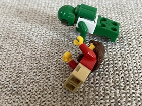 LEGO CITY City Square (60097) - Complete Minus 1 Fig, 50cm string subbed w/ 30cm