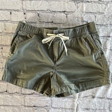 Vuori The Rise Short Women's Army Green Solid Mid Rise Elastic Waist Pockets S