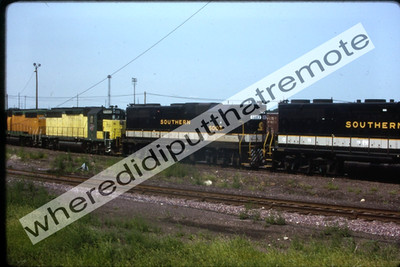 Original Dia Southern SOU 5003 EMD GP38-2 Proviso ILL 1988 (MW)