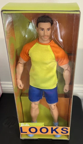 BARBIE LOOKS  # 18 KEN DOLL TATE FACE MOLD MADE TO MOVE BUFF BODY HJW85 HTF