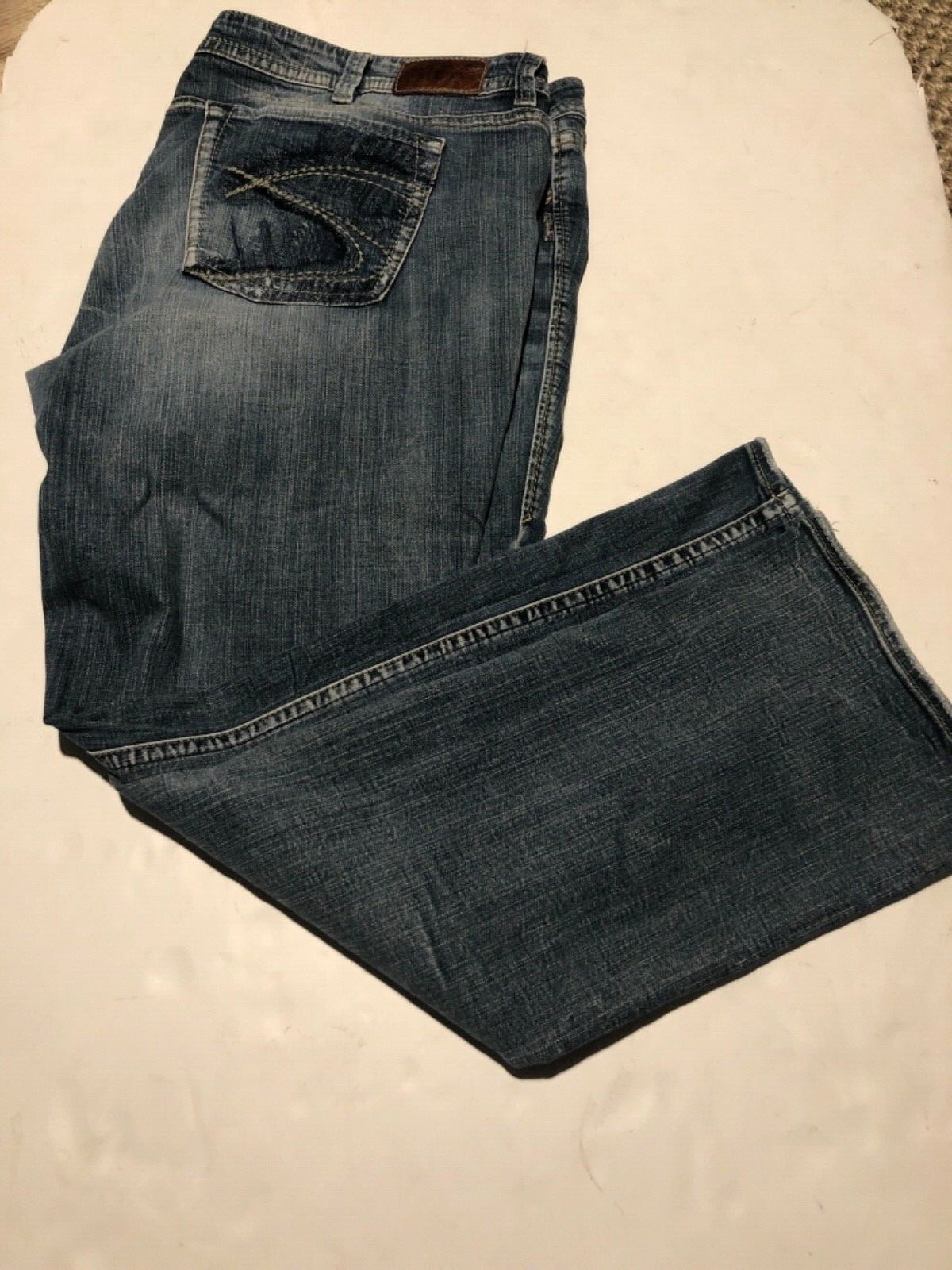 Silver Jeans Women Lola Botocut Size 