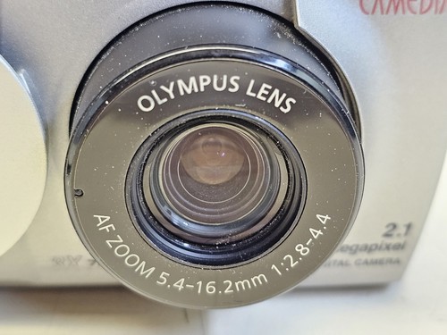 Olympus Camedia D-510 ZOOM 2.1MP Digital Camera 3X ZOOM PARTS/REPAIR - Picture 6 of 16