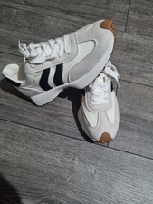 Women Sneakers