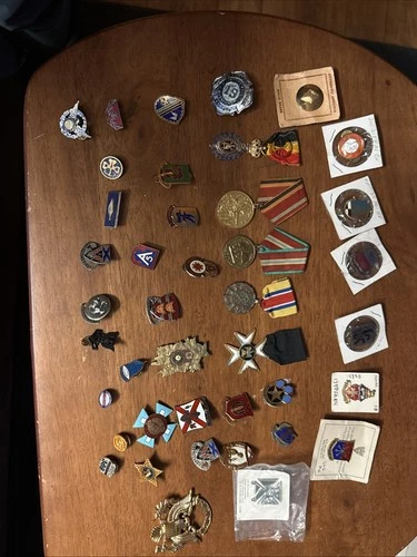 Lot Of 40 Vintage Lapel Pins Ww1 Ww2 Military Police Foreign Army Navy German