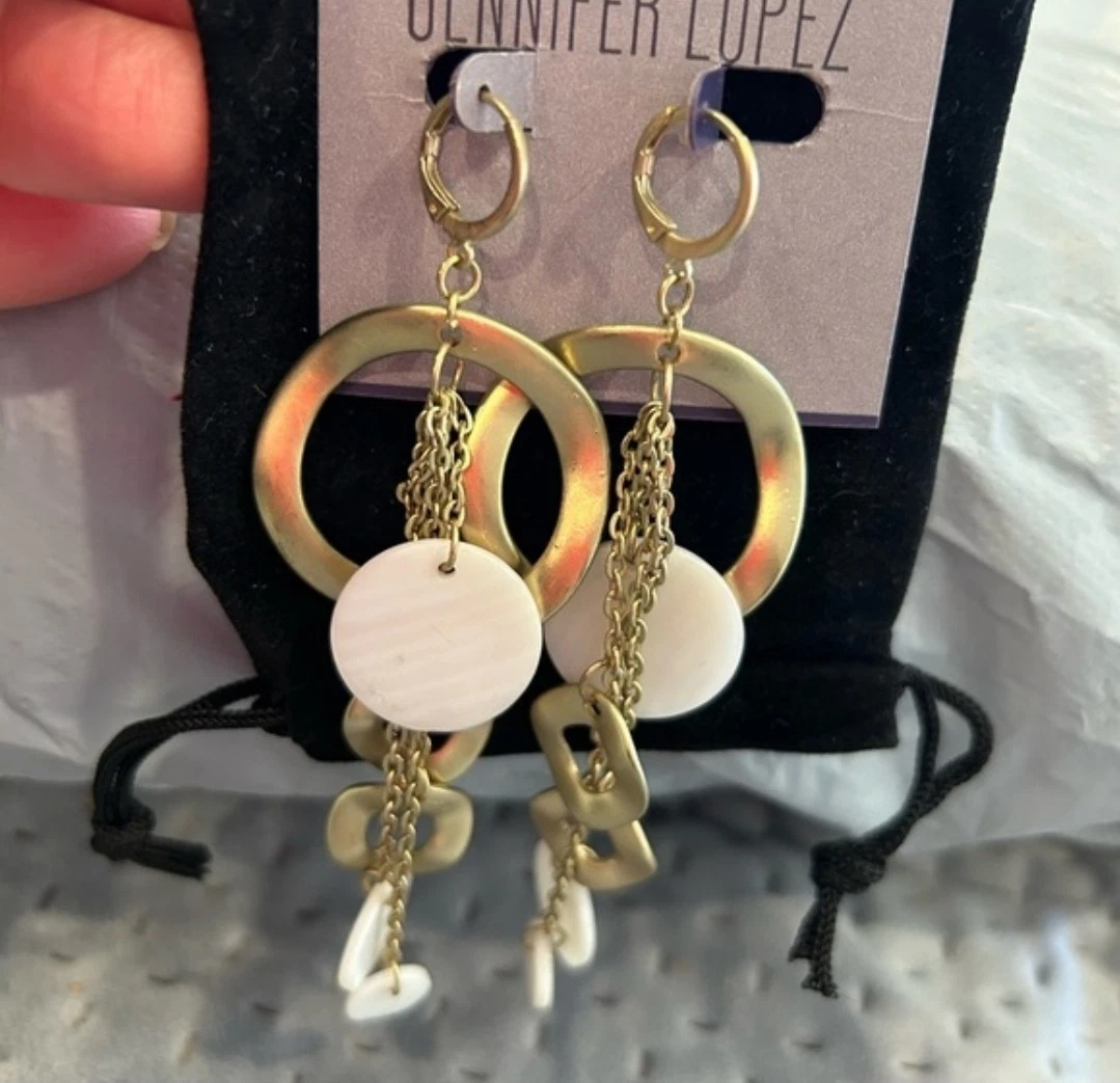 Pendientes De Bola En Oro Blanco De 14k - Clásicos Y Elegantes Con Cierre A Presión