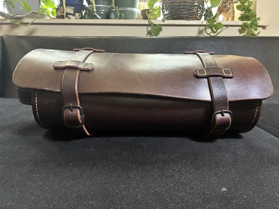 Portmanteau vintage de cuero Foto 3 de 4