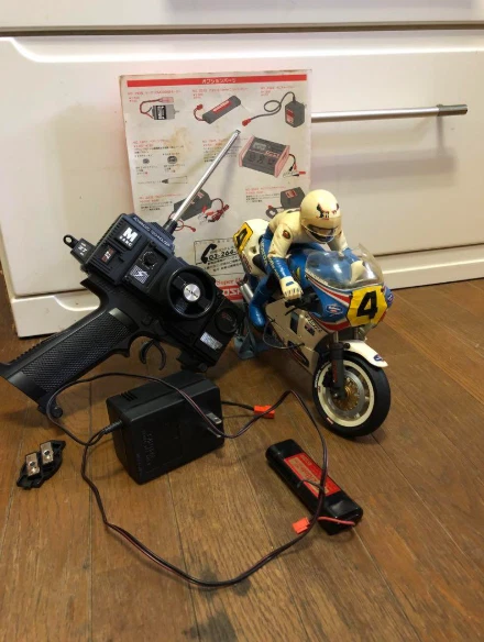 KYOSHO RC Motorcycle Kit No.3002  Classic Radio Control Model Honda #W1168 - Image 2 of 4