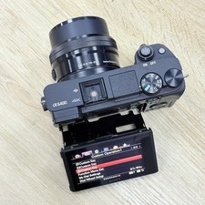 Sony Alpha a6400 Mirrorless 24.2MP Digital Camera w/16-50mm Lens 100 Working