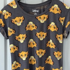 Disney Lion King Simba Gray Women  s T-Shirt Cuffed Short Sleeve Adult Medium
