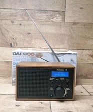 Daewoo 3 Compact Wooden DAB/FM Radio with Alarm & LCD Display | Boxed 